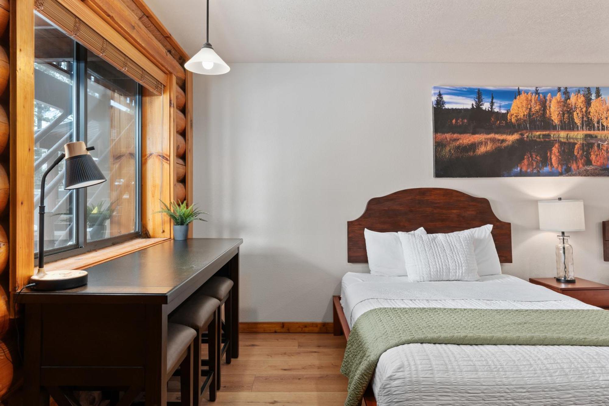 Lodge Duck Creek Village Inn